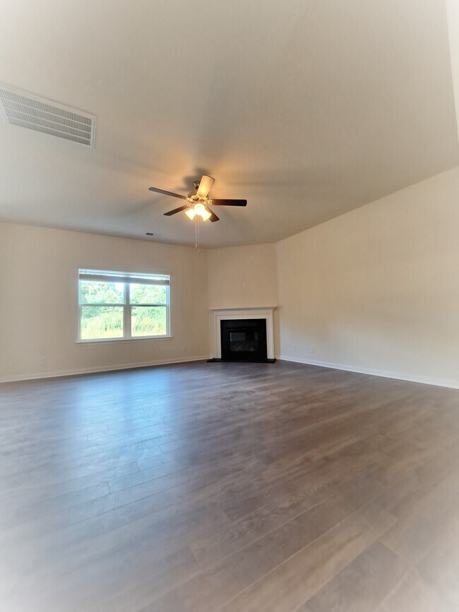 Building Photo - 12032 Sweet Almond Ln