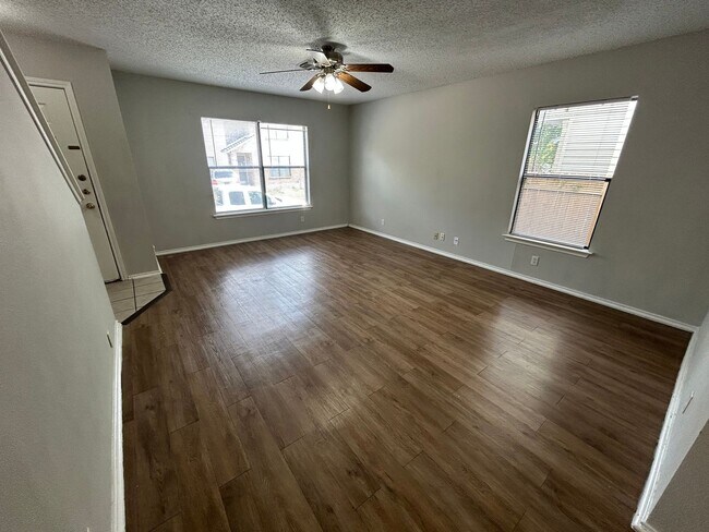 Building Photo - Application Received **MOVE-IN SPECIAL** A...