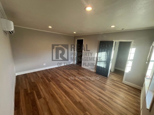 Building Photo - 4201 Erik Ave