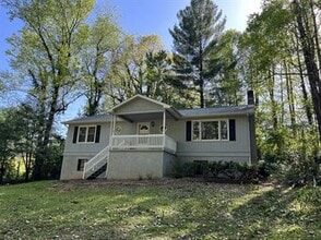 Building Photo - 33 Baker Dr