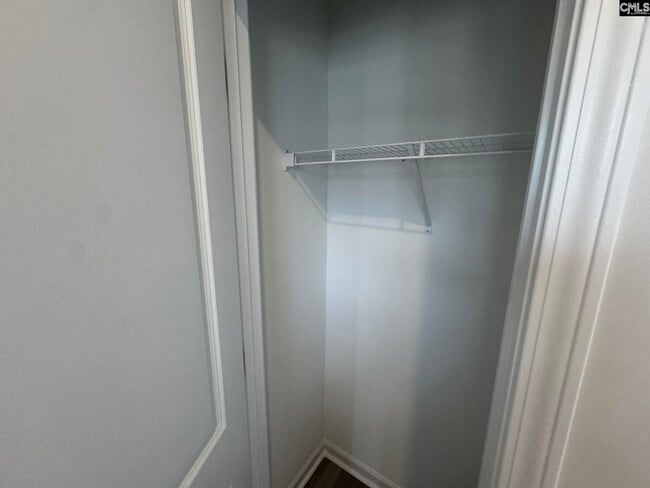 Building Photo - 127 Carr Ln