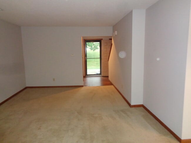 Building Photo - 1992 Waterfront Dr N