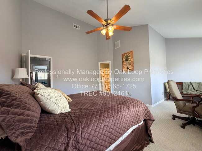 Building Photo - 726 Country Pl Dr
