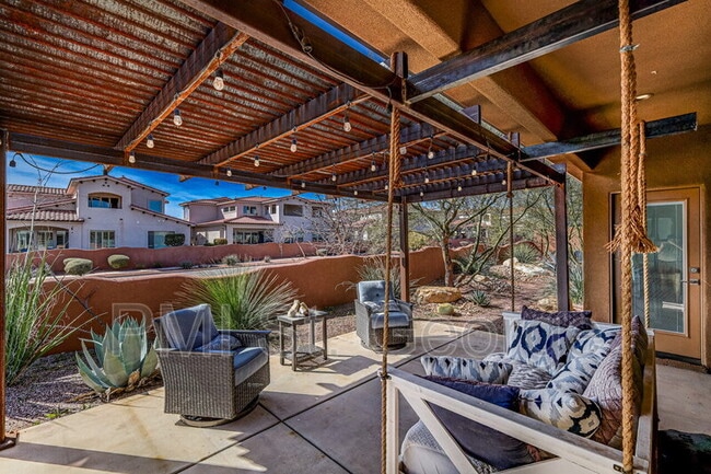 Building Photo - 2823 Kenzies Way