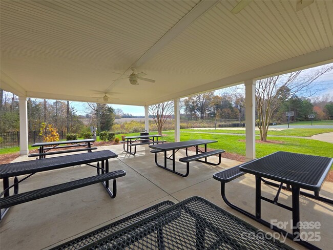 Building Photo - 3320 Keady Mill Loop