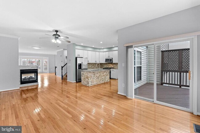 Building Photo - 13584 Cedar Run Ln