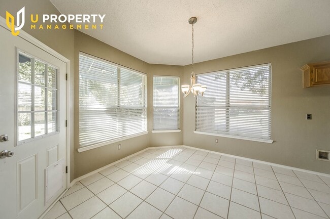Building Photo - A Sweety Corner Home in Lewisville, Don't ...