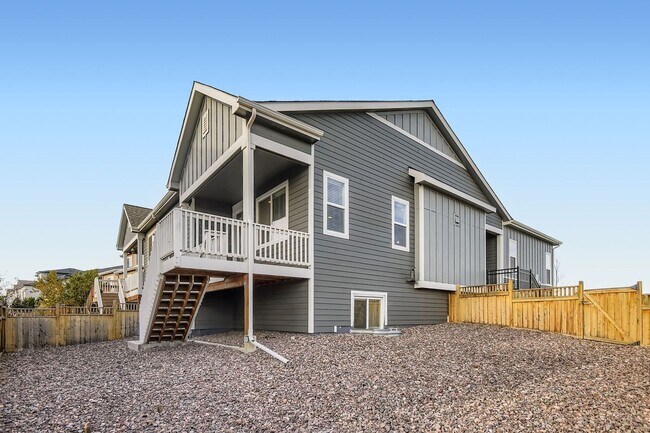 Building Photo - Don't wait! Beautiful 3 Bedroom 3 Bathroom...