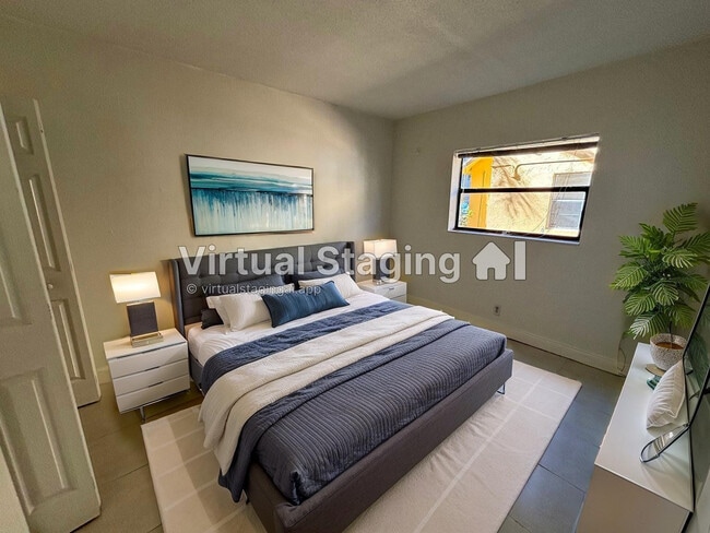 Building Photo - 4061 N Dixie Hwy