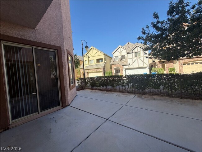 Building Photo - 9236 Dalmahoy Pl