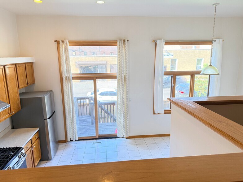 Building Photo - 3400 S Wolcott Ave
