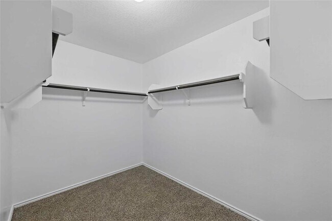 Building Photo - 146 Blair Ct