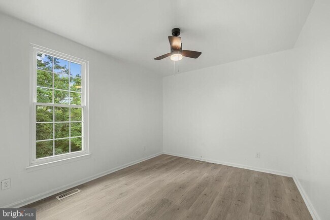 Building Photo - 2985 Marsh Hawk Dr