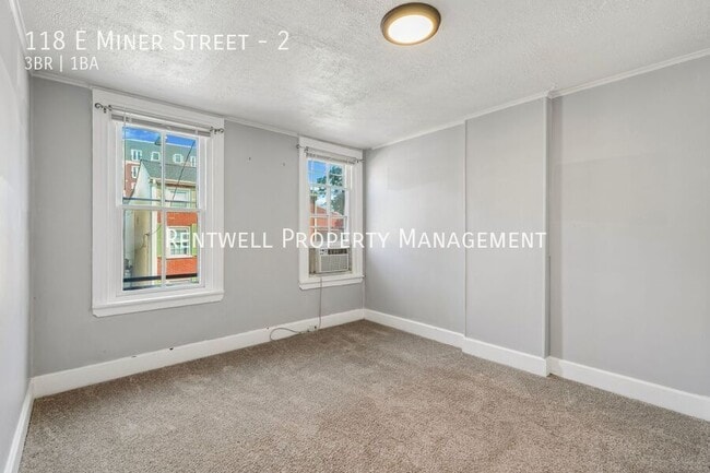 Building Photo - 118 E Miner St