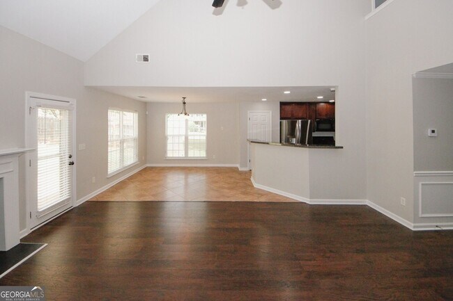 Building Photo - 7000 Lunar Blue Way