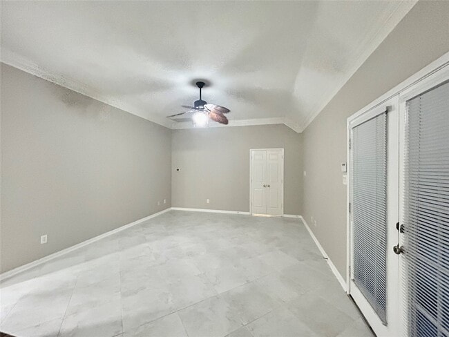 Building Photo - 16807 Laguna Springs Dr