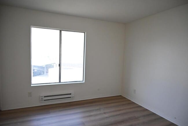 Building Photo - 23306 Marigold Ave