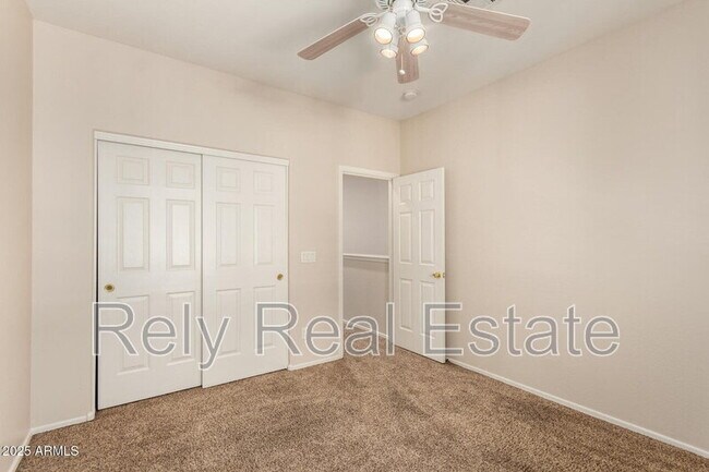 Building Photo - 1225 N 36th St