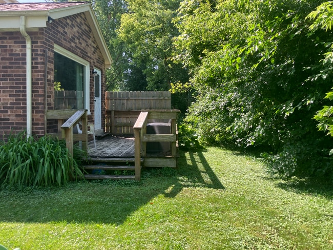 Building Photo - 2711 Albany Ct