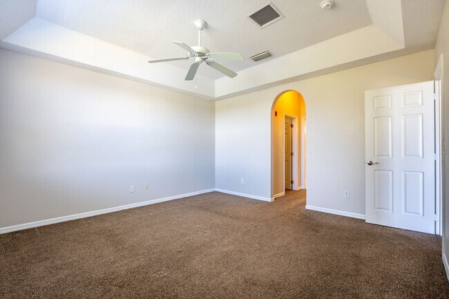 Building Photo - 9435 Myrtle Creek Ln