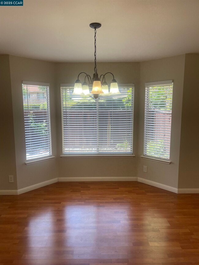 Building Photo - 658 S Blackbrush Ln