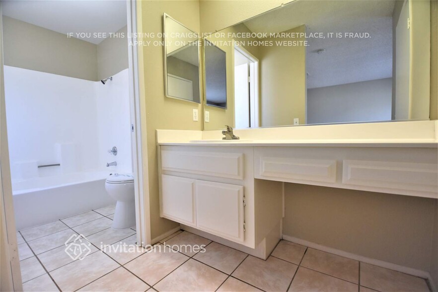 Building Photo - 6863 Kempster Ln