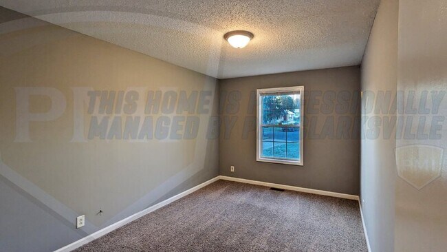 Building Photo - 1352 Chucker Dr