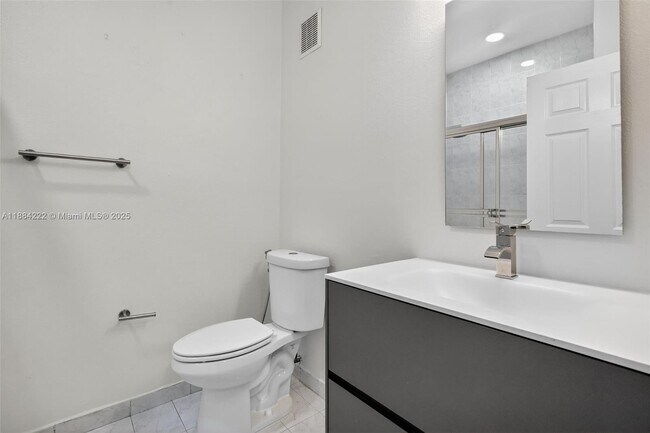 Building Photo - 8425 NW 141st Terrace