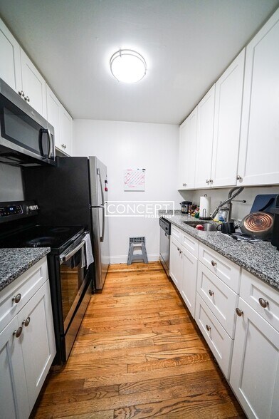 Building Photo - 772 Columbus Ave