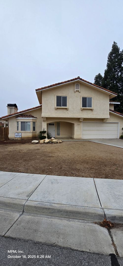 Building Photo - 3-bedroom 2.5 bath home