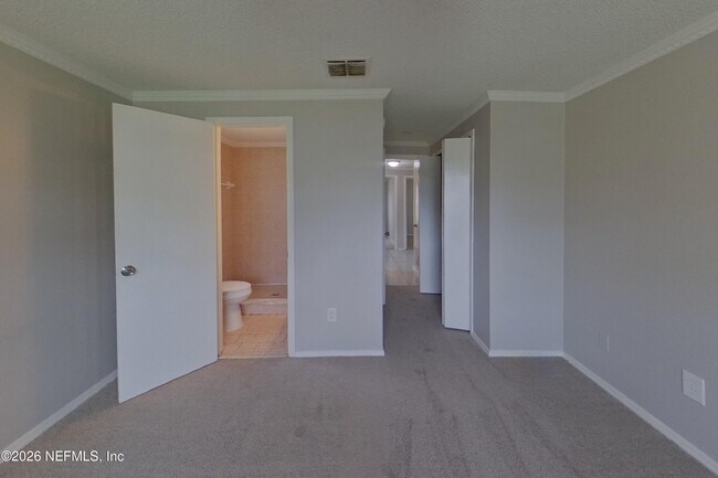 Building Photo - 8252 Yolanda Ct