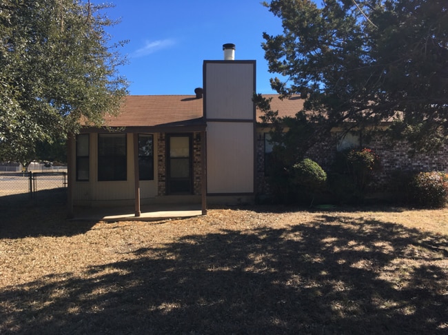 Building Photo - AVAILABLE MID MAY; APPLY TODAY AT OUR WEBSITE!!