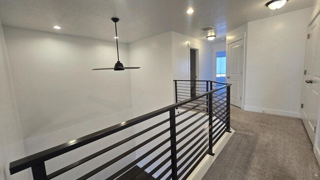 Building Photo - 12977 S Oberon Ln