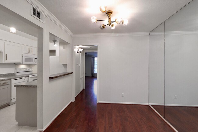 Building Photo - 11550 Chimney Rock Rd