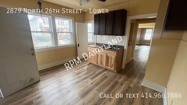 Building Photo - 2879 N 26th St