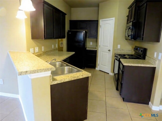 Building Photo - 4602 Cambridge Dr