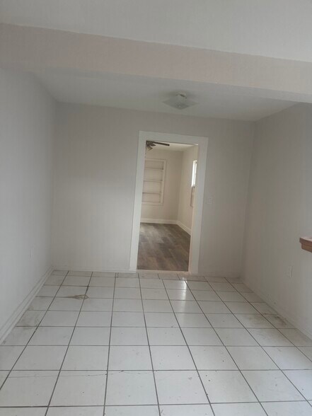 Building Photo - 1725 NW 59th St