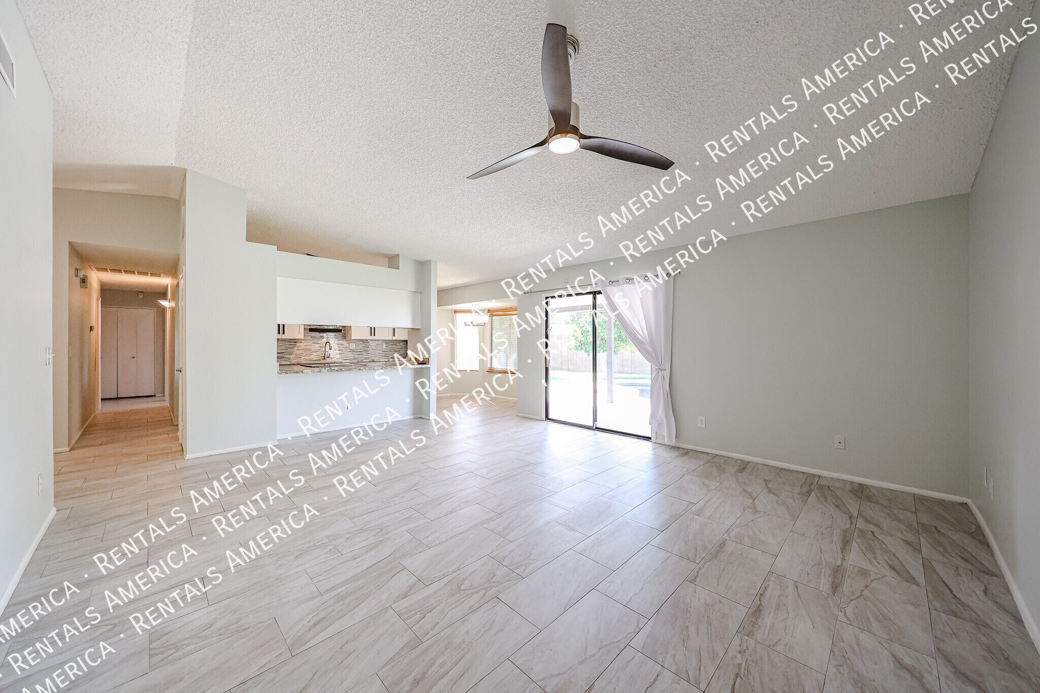 Building Photo - 3103 E Villa Rita Dr