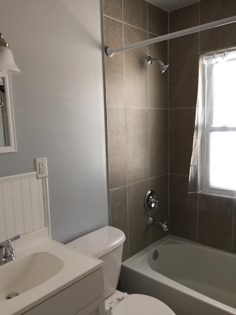 Building Photo - 441 Rosedale Ter