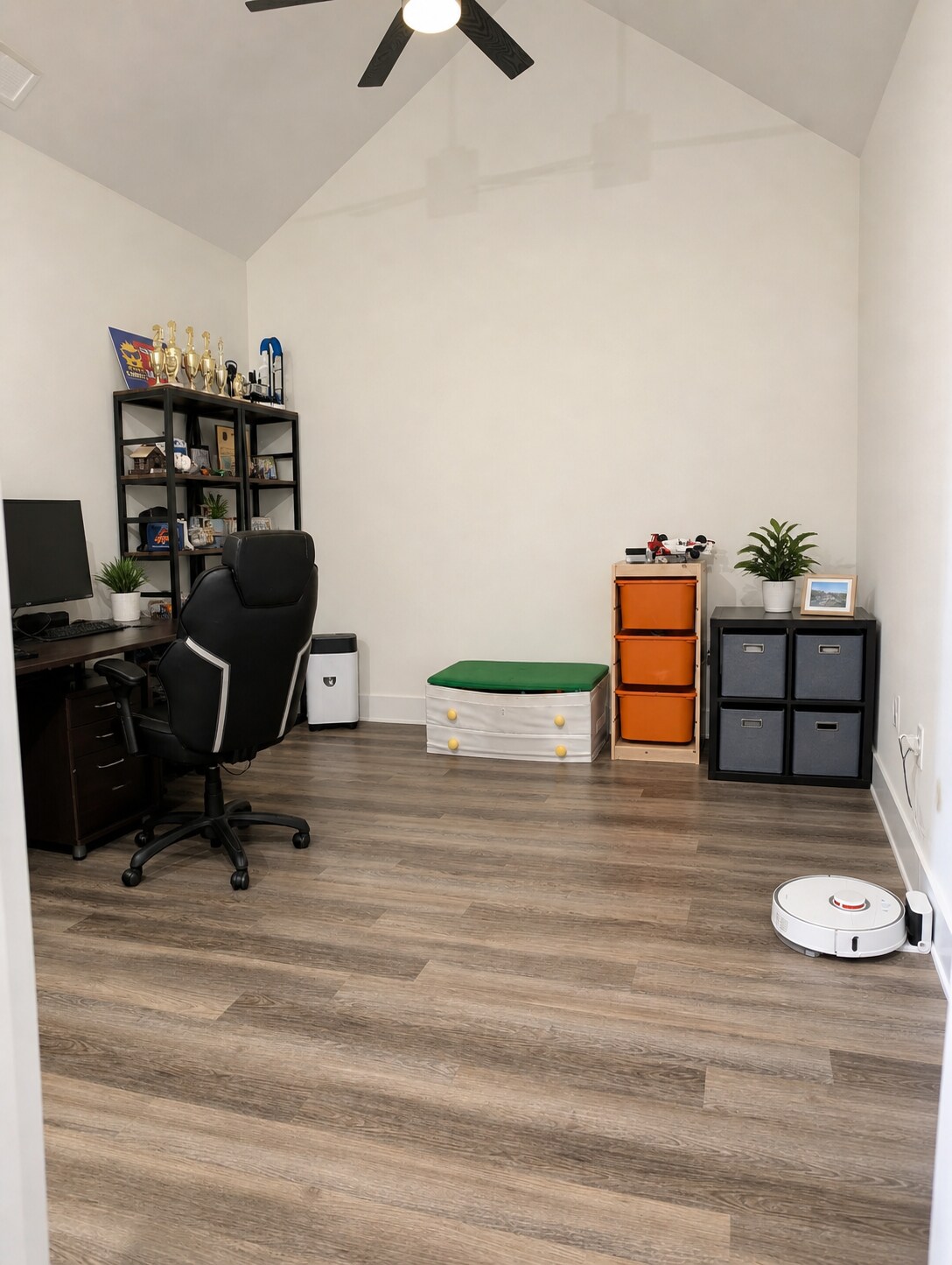 Loft I - 1404 Brookdale Ct