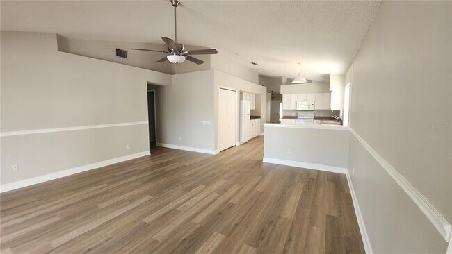 Building Photo - 12507 Midpointe Dr