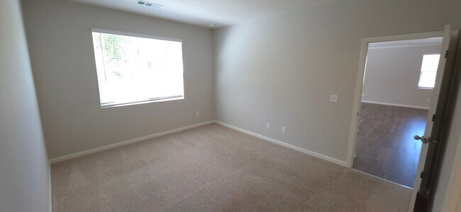 Building Photo - Ranch Home ...Smart Home...Like NEW!