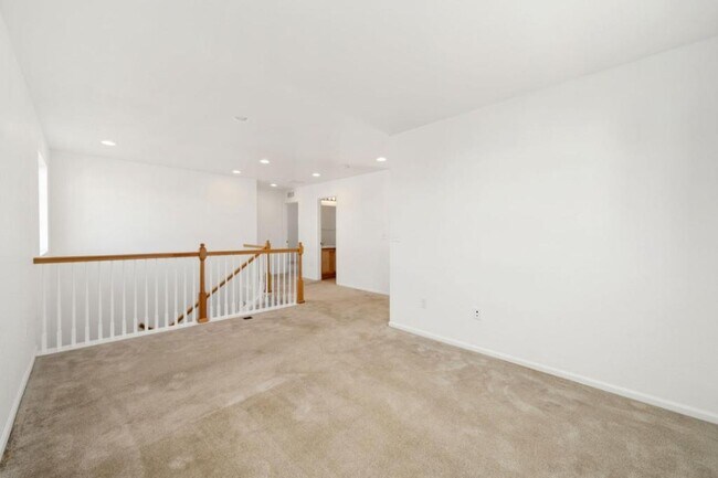 Building Photo - 2985 Bridal Veil Falls Ct
