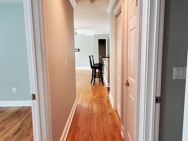 Building Photo - Incredible 2BR/2BA Forest Gardens Villa!