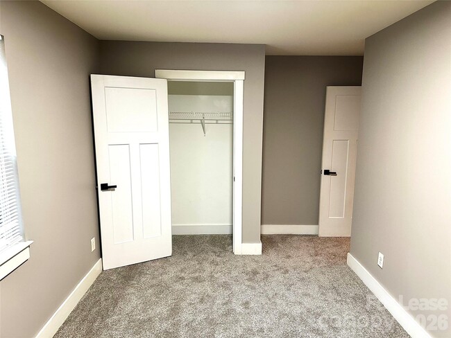 Building Photo - 110 Carpenter St