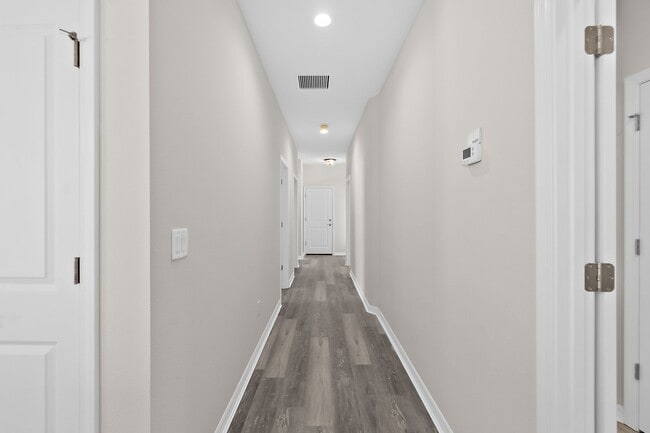 Building Photo - 39 Karas Trail