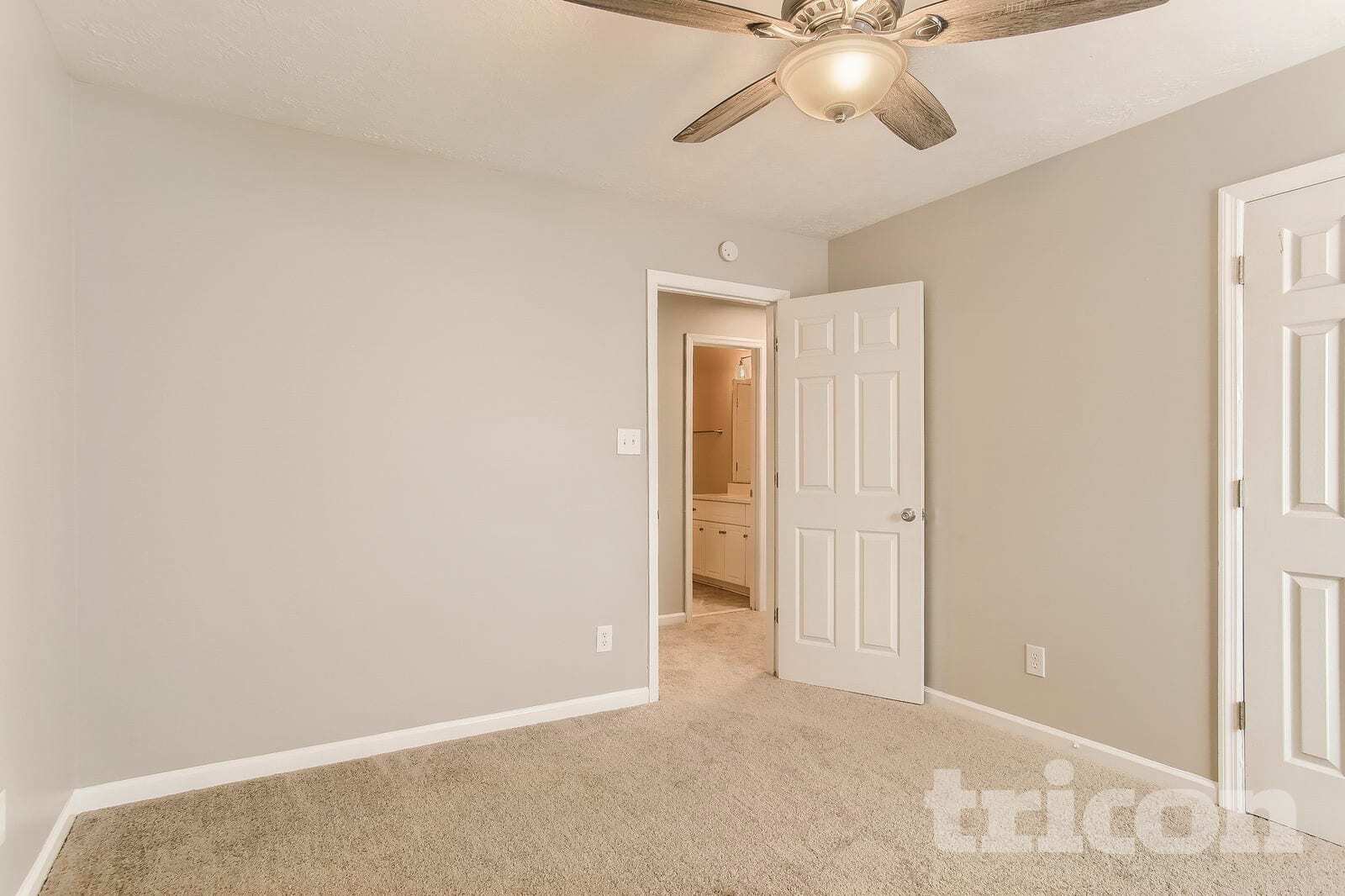 Building Photo - 7617 Pleasantville Way
