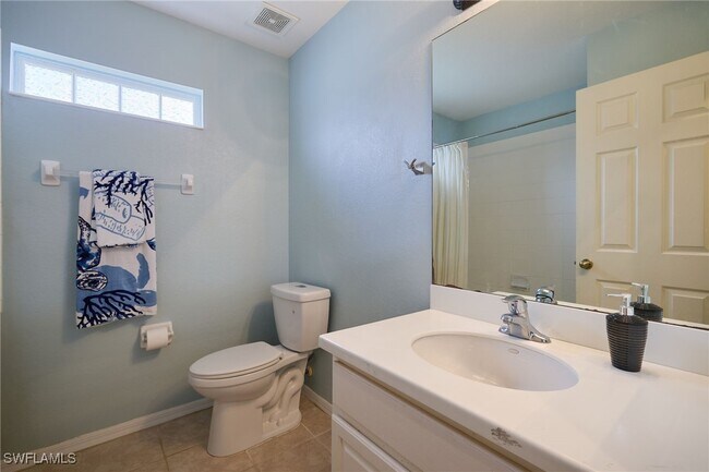 Building Photo - 2059 Willow Branch Dr