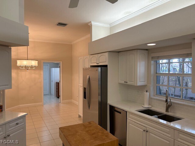 Building Photo - 8676 Franchi Blvd