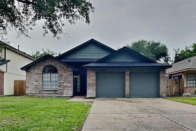 Primary Photo - 8635 Spring Green Dr